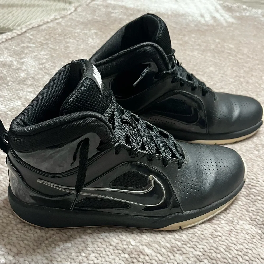 NIKE Swoosh Leather High Top Sneakers